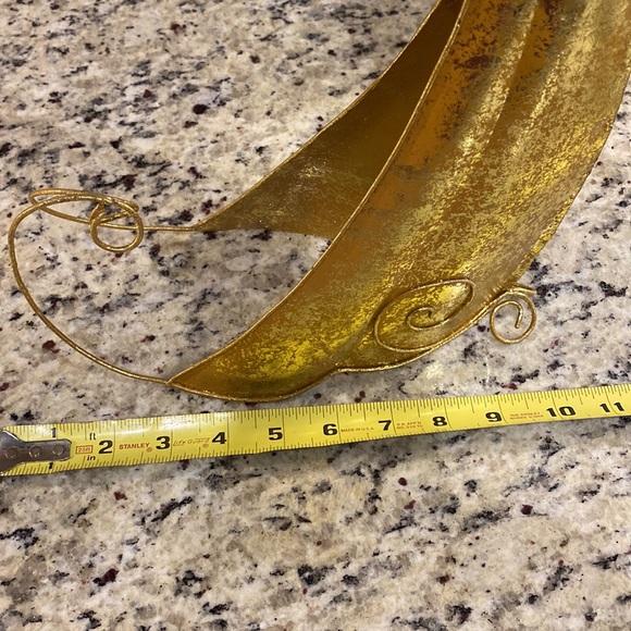 Golden Angel - Picture 7 of 9